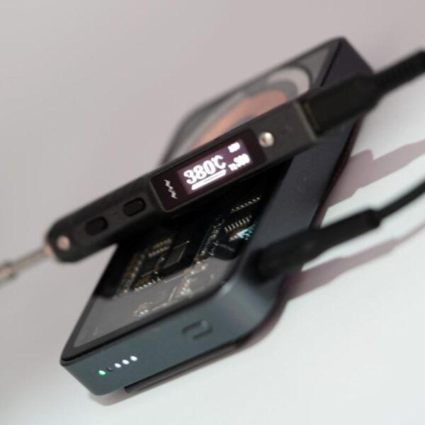 TS101 Mini Soldering Iron (USB-C Cable) - Image 4